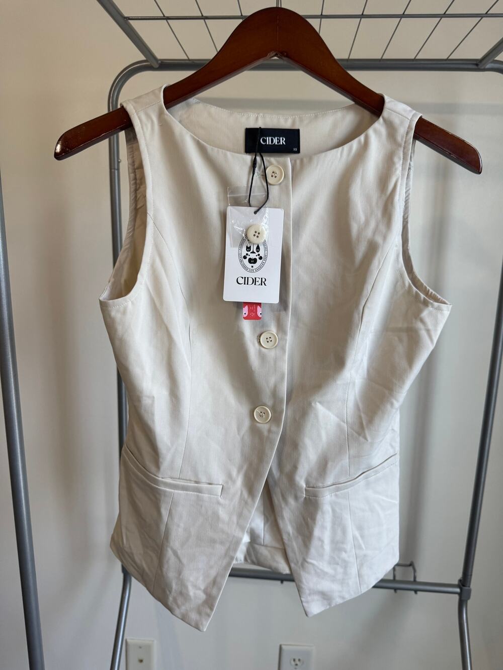 Cider Beige Vest NWT Size XS